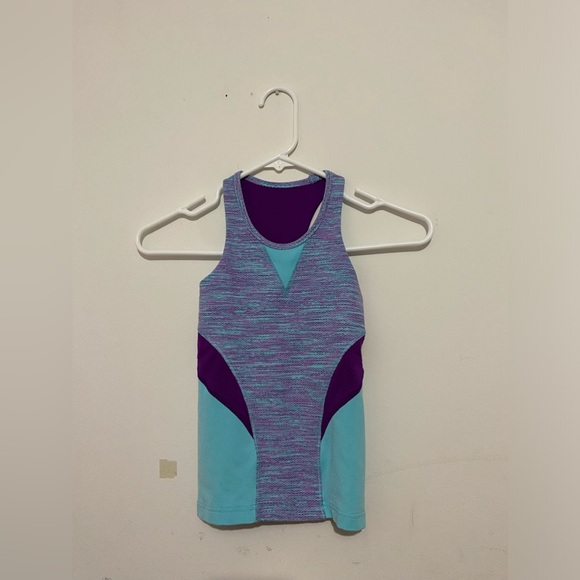 Ivivva Top Size 4 - Picture 2 of 3